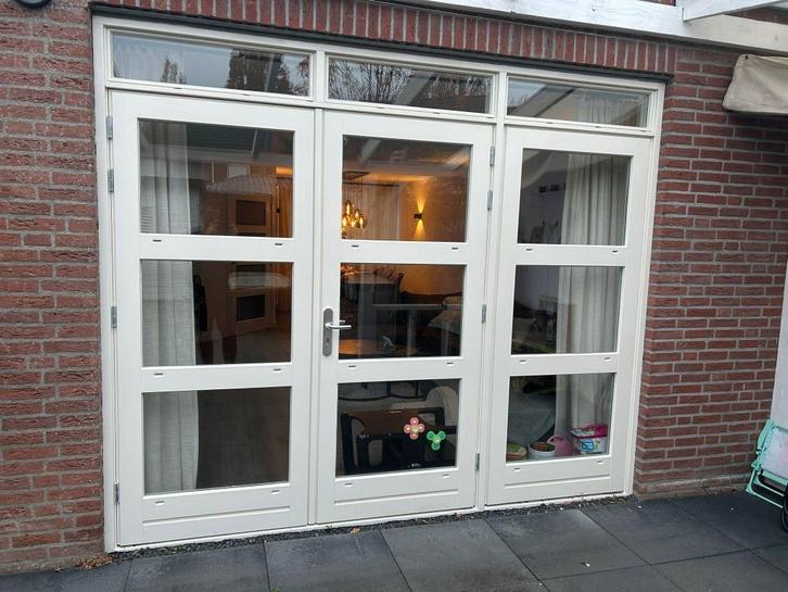 hoge hardhouten pui met openslaande tuindeuren, Doe-het-zelf en Verbouw, Kozijnen en Schuifpuien, Zo goed als nieuw, Deurkozijn