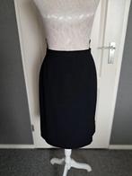 Rok Hirsch Kleur : Zwart Maat : 42, Zwart, Maat 42/44 (L), Zo goed als nieuw, Onder de knie