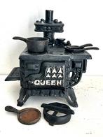 Vintage poppenhuis fornuis oven gietijzer met pannen, Ophalen, Gebruikt, Poppenhuis
