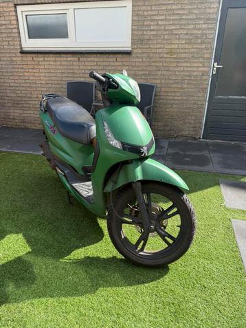 Peugeot tweet RS 50 beschikbaar voor biedingen