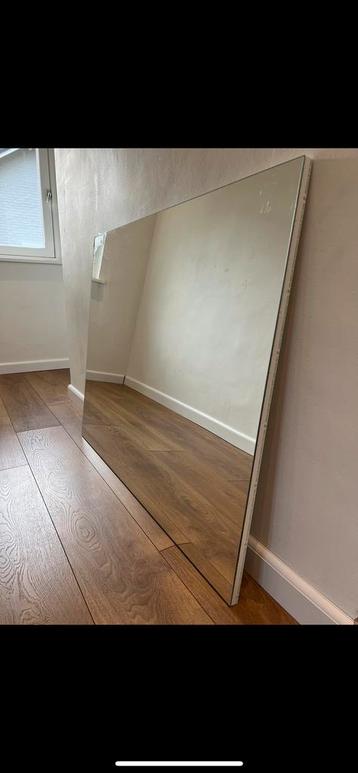 Badkamer spiegel NIEUW! 100x80 cm beschikbaar voor biedingen