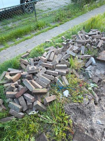 klinkers gratis beschikbaar voor biedingen
