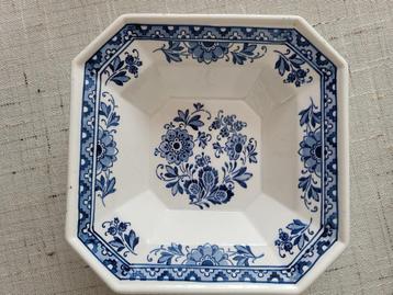 Antieke schaal uit de jaren dertig beschikbaar voor biedingen