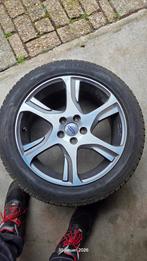 Winterbanden met velgen - 235/50R18, Auto-onderdelen, Banden en Velgen, 18 inch, Gebruikt, Banden en Velgen, 235 mm