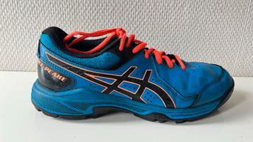 Asics Korfbalschoenen - Maat 37 beschikbaar voor biedingen