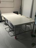 Grote tafel op wielen, laag., Huis en Inrichting, Tafels | Salontafels, Ophalen, Gebruikt, 100 tot 150 cm, 50 tot 75 cm