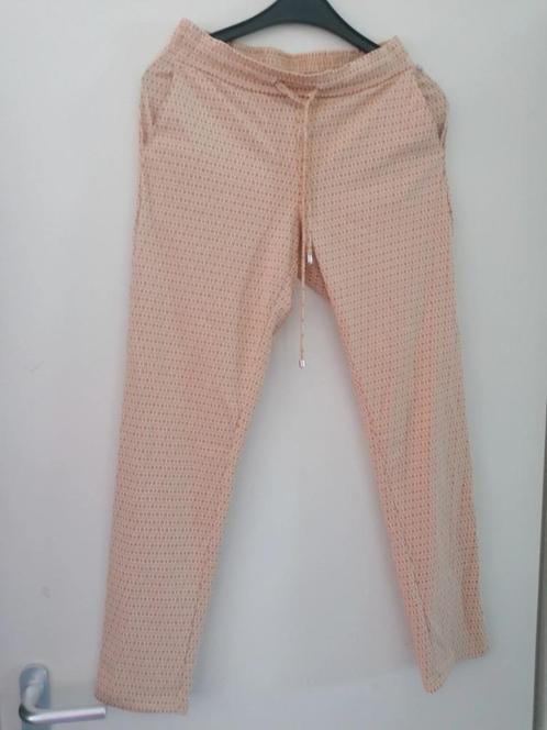 Tramontana leuke broek van travelstof /maat xs/ OPRUIMING, Kleding | Dames, Broeken en Pantalons, Zo goed als nieuw, Maat 34 (XS) of kleiner