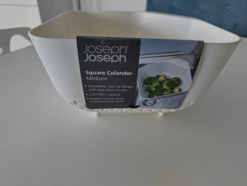 Joseph Joseph  Vergiet - wit - Square Colander Medium, Huis en Inrichting, Keuken | Keukenbenodigdheden, Nieuw, Ophalen of Verzenden