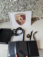 Lot 6 X origineel porsche accessoires.

Portefeuill / docu, Porsche, Nieuw, Ophalen of Verzenden, Porsche