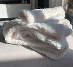 Warme faux fur plaid creme wit throw fluffy blanket, Huis en Inrichting, Woonaccessoires | Plaids en Woondekens, Ophalen of Verzenden