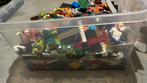 Box of lego parts, Kinderen en Baby's, Speelgoed | Duplo en Lego, Ophalen, Zo goed als nieuw