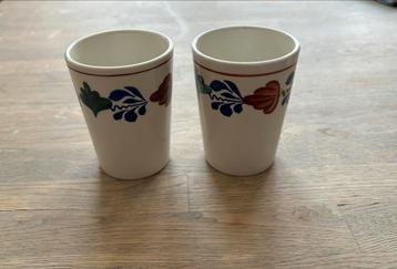 2 Boerenbont Bekers beschikbaar voor biedingen