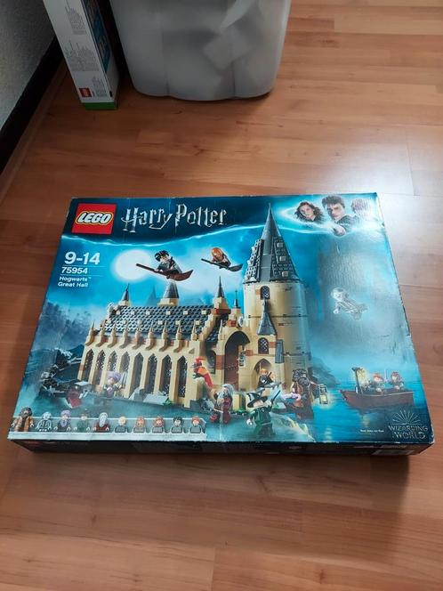 LEGO Harry Potter Kasteel de groten Zaal van zweinstein, Verzamelen, Harry Potter, Zo goed als nieuw, Ophalen of Verzenden