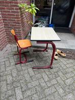 Schoolbankje tafel en stoel, Kinderen en Baby's, Kinderkamer | Tafels en Stoelen, Ophalen, Zo goed als nieuw, Tafel(s) en Stoel(en)
