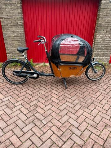 Bakfiets Babboe City met regenhuif beschikbaar voor biedingen