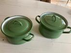 2 groene reseda kookpannen met gouden bies, Antiek en Kunst, Antiek | Emaille, Ophalen of Verzenden