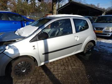 Renault Twingo 1.2 bj 2009 zilver voor demontage. beschikbaar voor biedingen