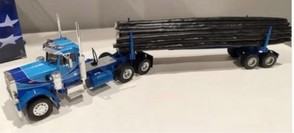 Peterbilt 359 1970 HoutTransport schaal 1/43 US trucks # 96