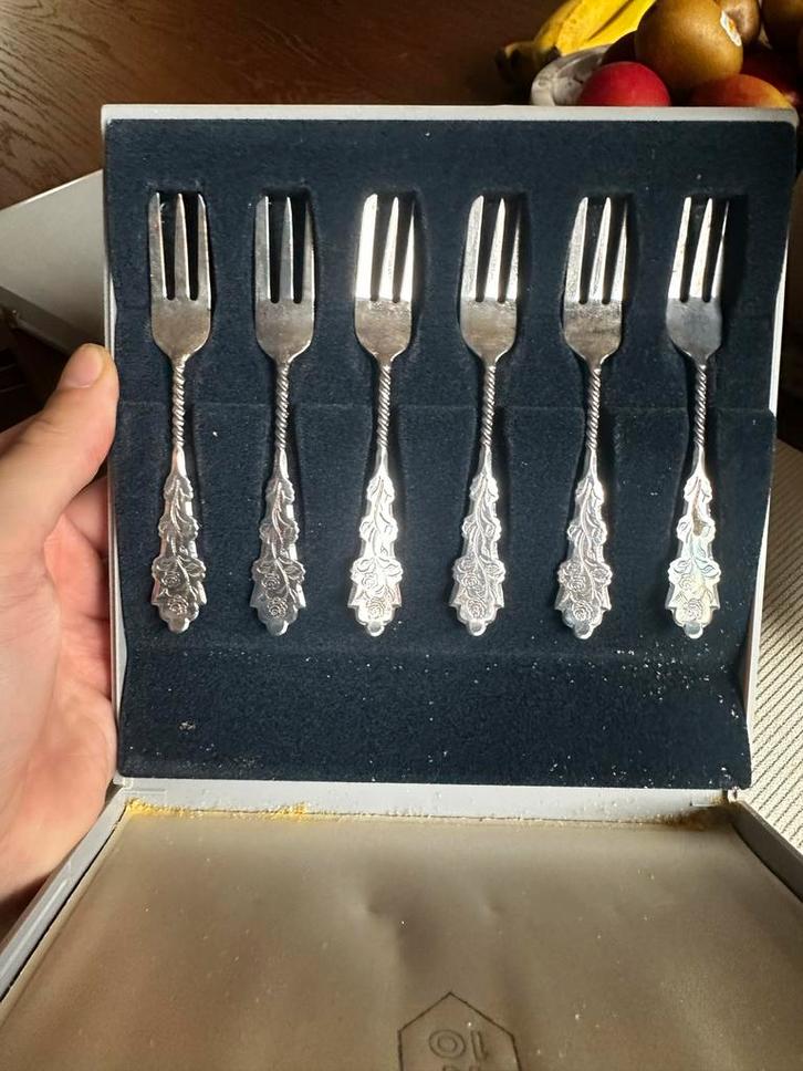 Zes Apostel Vorkjes in Originele Doos, Antiek en Kunst, Antiek | Bestek, Ophalen of Verzenden