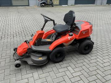 Husqvarna frontmaaier 94 cm, zitmaaier RC 214 TC, V2 motor beschikbaar voor biedingen