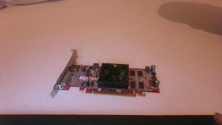 ATI Radeon HD 5450, Computers en Software, Videokaarten, Gebruikt, AMD, PCI-Express 2.1, GDDR3, HDMI, VGA, Verzenden