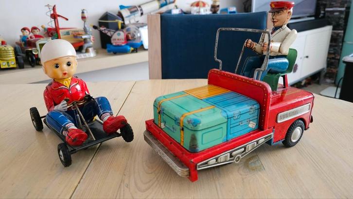 2 stuks oude blikken speelgoed Moden Toys Japan €140, Antiek en Kunst, Antiek | Speelgoed, Ophalen