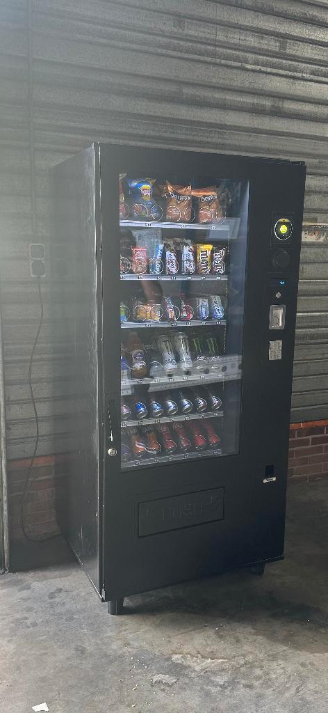 Vendo G-Snack BS8 vending machine + LOCATIE, Verzamelen, Elektronische Apparatuur, Overige typen, Ophalen