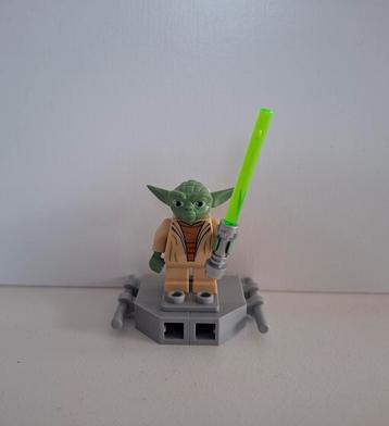 LEGO Star Wars Yoda Minifigure - sw0446 beschikbaar voor biedingen