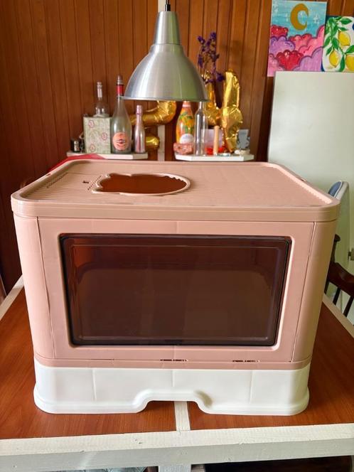 Cat litter box Kattenbak, Dieren en Toebehoren, Kattenbakken, Zo goed als nieuw, Gesloten, Ophalen