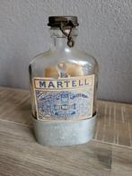 Oud flesje cognac Martell met drinkbeker, Antiek en Kunst, Ophalen of Verzenden