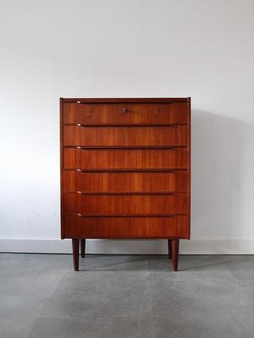 Vintage Deense ladekast in teak beschikbaar voor biedingen