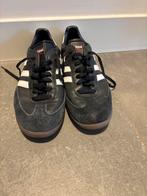 Adidas Samba zaalvoetbalschoenen maat 46, Ophalen of Verzenden, Zo goed als nieuw, Zwart, Sportschoenen