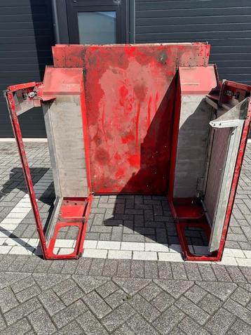 Land Defender (tub) achterbak beschikbaar voor biedingen