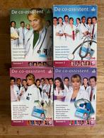 De Co-assistent DVD Box - Seizoen 1 t/m 4 compleet, Gebruikt, Verzenden, Alle leeftijden, Boxset