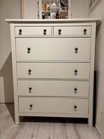 Witte commode met 6 lades, Gebruikt, 100 tot 150 cm, Met lade(s), 25 tot 50 cm
