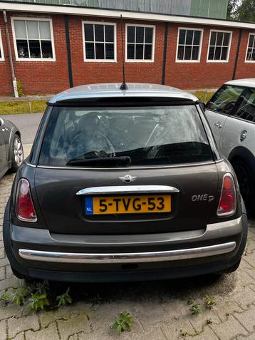 Mini Cooper D Onderdelen beschikbaar voor biedingen