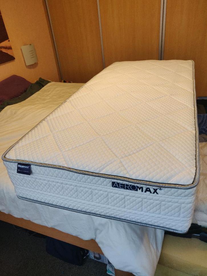 Swiss Sense Aeromax matras 90 x 200 (heel weinig gebruikt), Huis en Inrichting, Slaapkamer | Matrassen en Bedbodems, Zo goed als nieuw