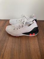Under Armour Hovr Phantom wit zwart roze mt 44.5, Wit, Ophalen of Verzenden, Stadionplein 10 1076 CM Amsterdam, Under Armour
