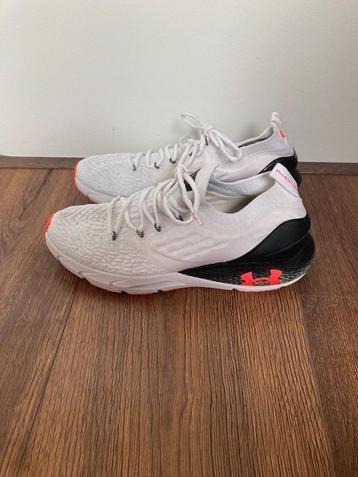 Under Armour Hovr Phantom wit zwart roze mt 44.5 beschikbaar voor biedingen