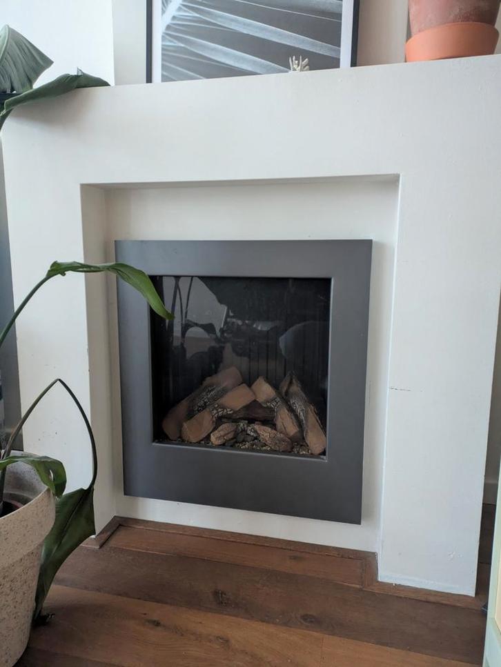 Gebruikte gashaard met keramische houtblokken, Huis en Inrichting, Haarden, Ophalen