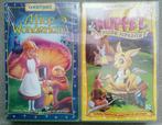 2 videobanden Alice in Wonderland en Huppel 't kleine konijn, Alle leeftijden, Tekenfilm, Verzenden, Nieuw in verpakking