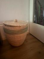 Afrikaanse mand, Ophalen, Zo goed als nieuw, Rond, Riet