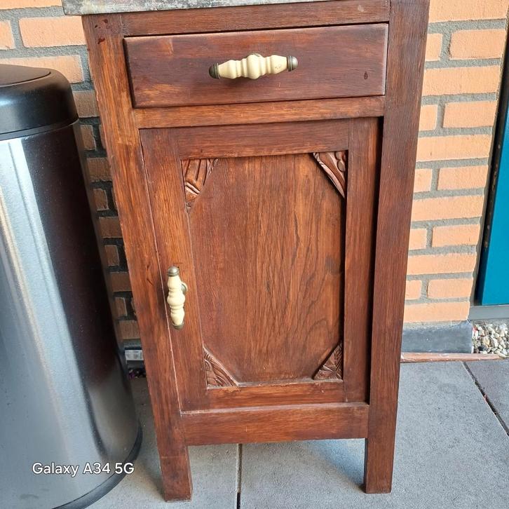 Oud Antiek Kastje met Marmeren Blad, Huis en Inrichting, Kasten | Dressoirs, Ophalen of Verzenden