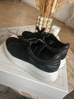 Alexander McQueen sneakers, Kleding | Dames, Schoenen, Gedragen, Ophalen of Verzenden, Sneakers of Gympen, Zwart