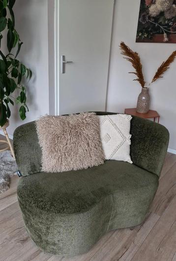 Mooie fauteuil in zeer goede staat.
