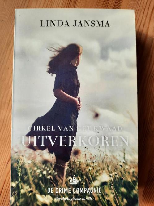 Linda Jansma - Uitverkoren, Boeken, Thrillers, Zo goed als nieuw, Nederland, Ophalen of Verzenden