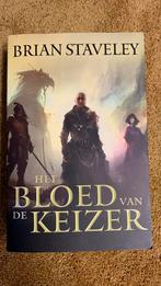 Brian Staveley - Het Bloed van de Keizer, Ophalen of Verzenden, Gelezen, Brian Staveley