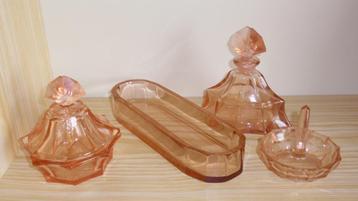 Antiek toilettafel set. (Breda) beschikbaar voor biedingen