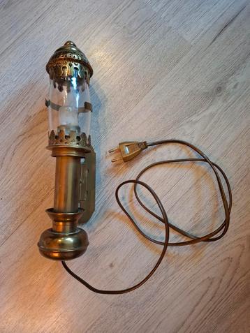 Antiek koetslampje koper beschikbaar voor biedingen