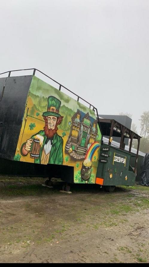 Carnavalswagen irish pub, Hobby en Vrije tijd, Feestartikelen, Ophalen of Verzenden